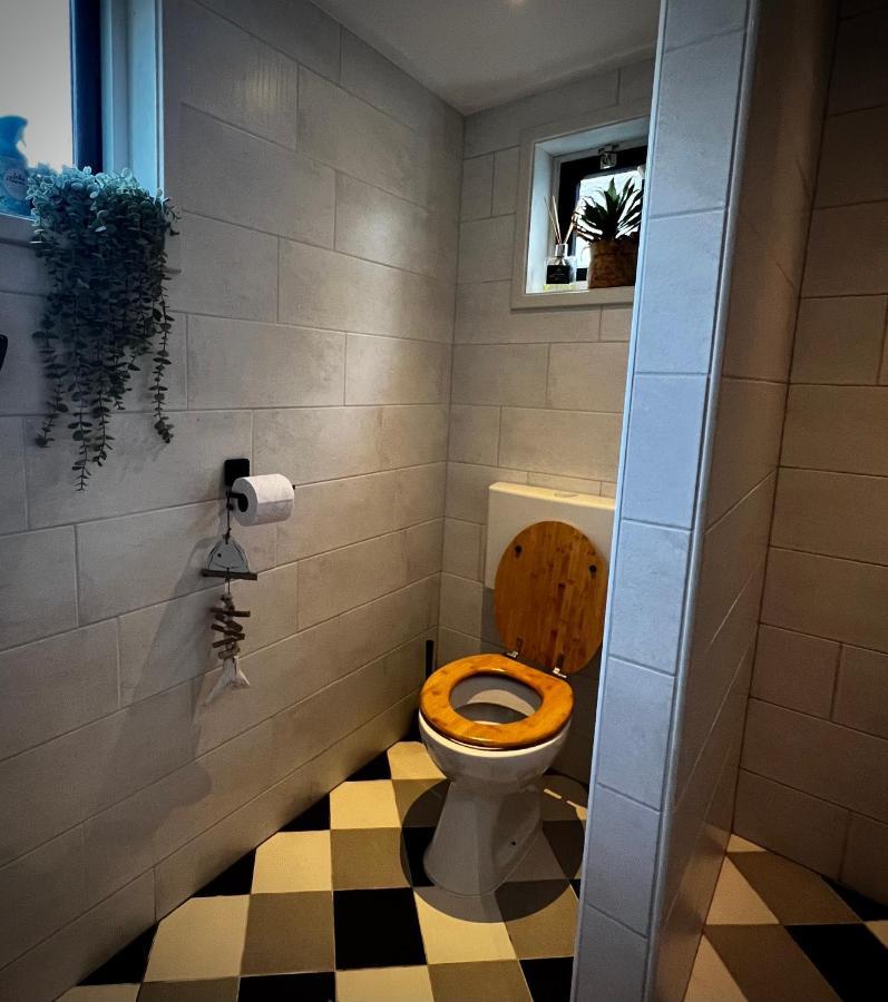 Apartamento Littleneighbour Pingjum Exterior foto